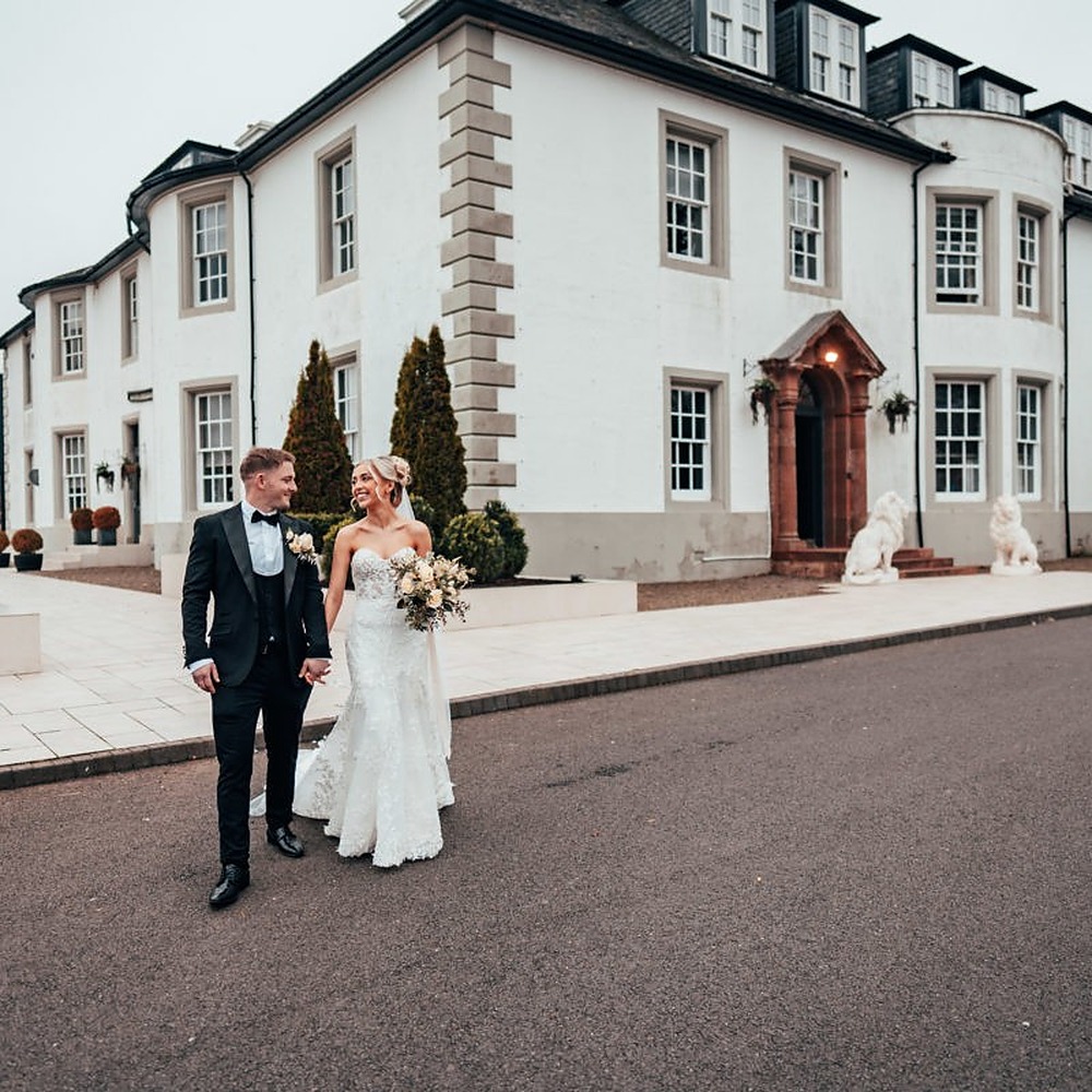 Hetland Hall Hotel exterior