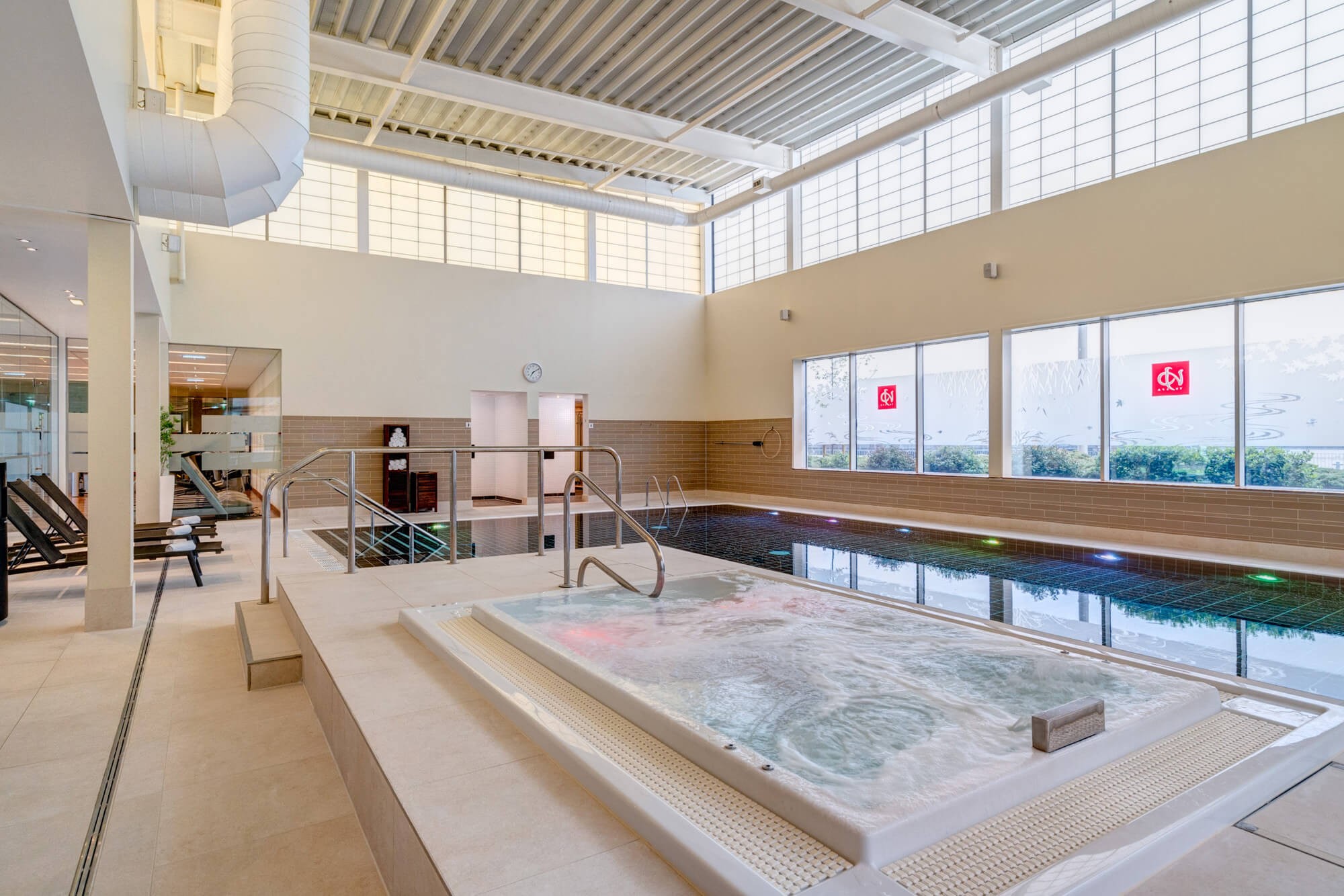 Hydrotherapy spa pool at Yu Spa in Dundee